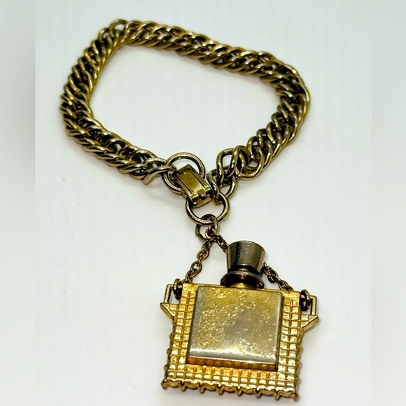 Vintage 1960’s rhinestone perfume bottle bracelet.​​ - Picture 2 of 6